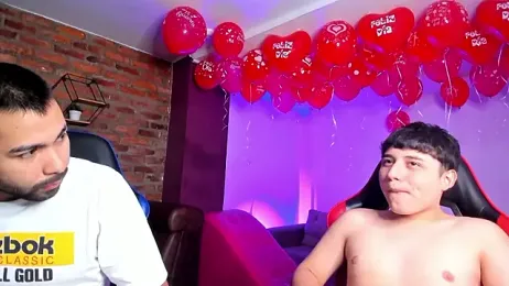 HotThreesoome stripchat stream image