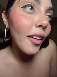 zui_lu stripchat stream image