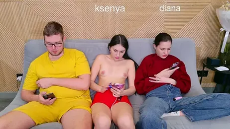 Ksenny stripchat stream image