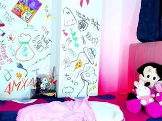 blooond camsoda stream image