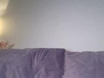 onlykira chaturbate stream image