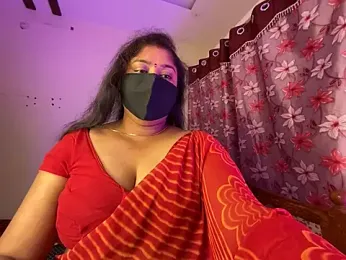 LouleyRanii stripchat stream image