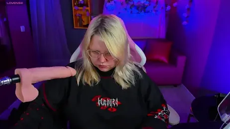 Yoki_Shizuko stripchat stream image