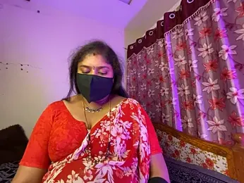 LouleyRanii stripchat stream image