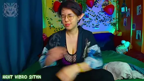 TrickyKitsune stripchat stream image