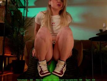 Lolypop19 bongacams stream image