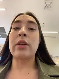 Holly_Play stripchat stream image