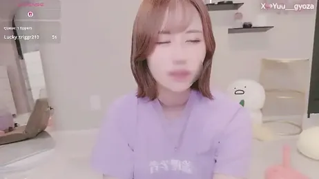 Yuu__k stripchat stream image