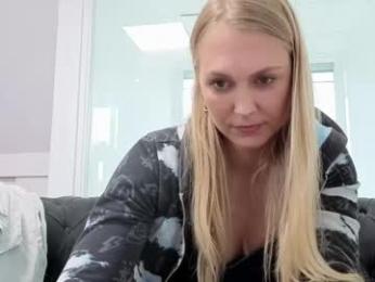 siswet19 chaturbate stream image