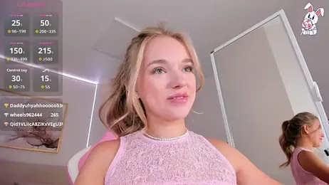 VirginChloe stripchat stream image, 16.04.2026 03:00