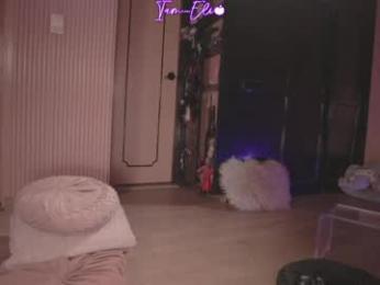 iam_eli chaturbate stream image, 14.05.2026 23:20