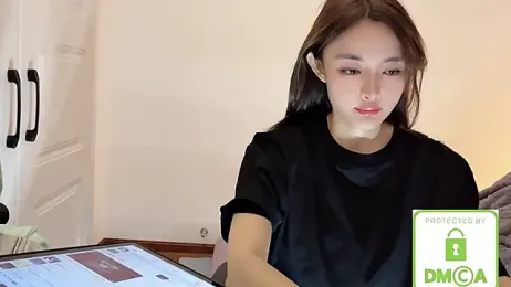 Nivaria- stripchat stream image, 15.05.2026 06:20