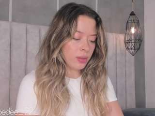 chloedee camsoda stream image