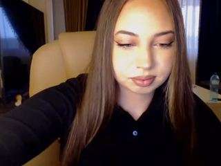 annecaroline camsoda stream image