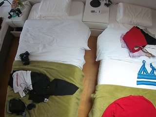 voyeurcam-julmodels-bed-5 camsoda stream image