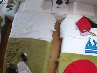 voyeurcam-julmodels-bed-5 camsoda stream image