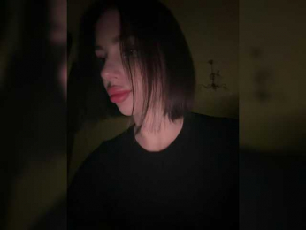 BabyDarii bongacams stream image