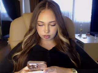 annecaroline camsoda stream image