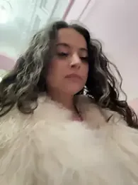Lina_twin stripchat stream image