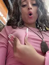Lina_twin stripchat stream image