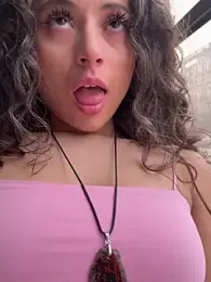 Lina_twin stripchat stream image