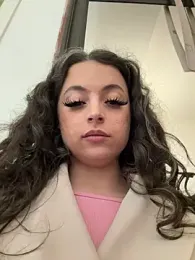 Lina_twin stripchat stream image