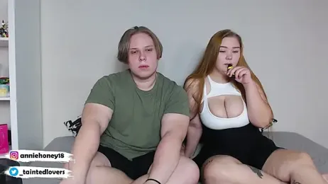 _taintedlovers_ stripchat stream image