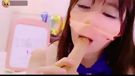 maii- stripchat stream image