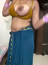 Cute-Russian stripchat stream image