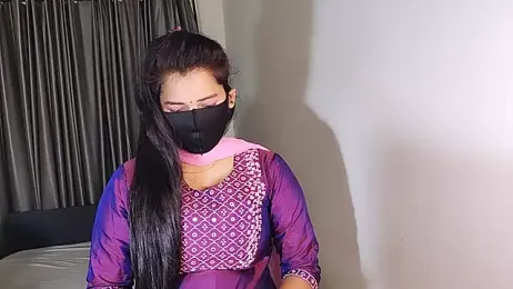 YourLovelyQueen stripchat stream image