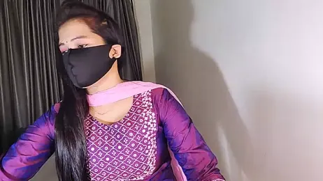 YourLovelyQueen stripchat stream image
