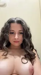 Lina_twin stripchat stream image