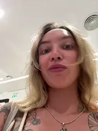 Miss_Elfie stripchat stream image
