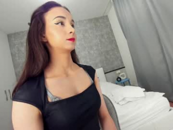ehotlovea chaturbate stream image