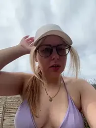 Livewithlucy stripchat stream image