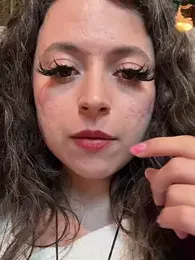 Lina_twin stripchat stream image