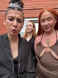 RollingGirlzzz stripchat stream image