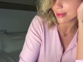 iiivy_ chaturbate stream image