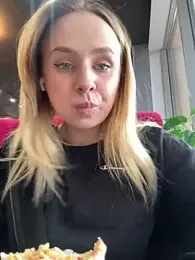 elegant_babe stripchat stream image