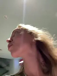 Miss_Elfie stripchat stream image