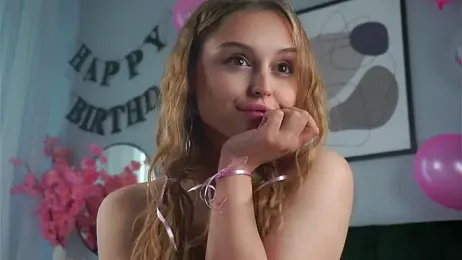 SynneAytes stripchat stream image