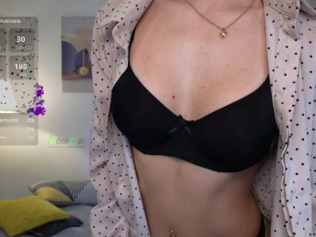 _Cute bongacams stream image