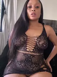 SexyDee025 stripchat stream image