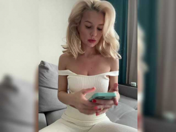 -Molly- bongacams stream image