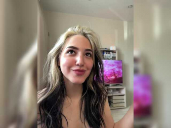 -MarshmelloW- bongacams stream image